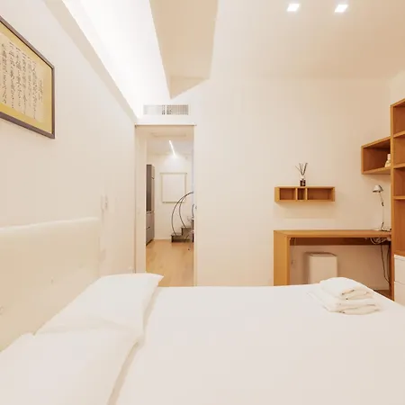 Chic & Modern Flat Just 450 Mt From Centrale Fs Apartamento