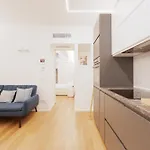 Chic & Modern Flat Just 450 Mt From Centrale Fs Appartement