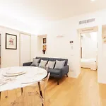 Appartement Chic & Modern Flat Just 450 Mt From Centrale Fs *